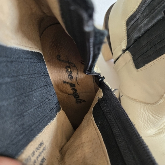 Free People James Chunky Heel Chelsea Boot White Leather Size US 7.5 EU 38 - Picture 6 of 8